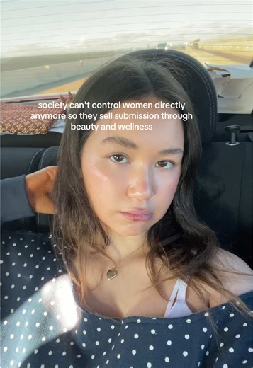 unnecessary tweaks to our face, our bodies.. always something new to convince us we are unfinished ‼️ also for those who complain about my content being male centered, interact with dis 😋 #patriarchyproblems #radicalfeminist #feminism #beautyindustry #emeleedahla