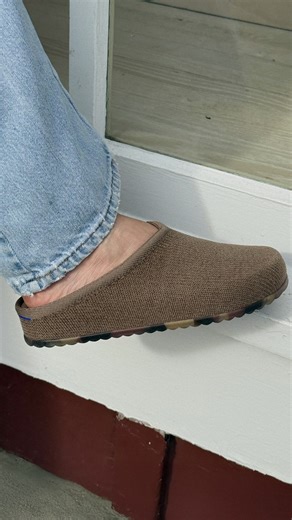 Soft, sustainable and easy to wear. What’s not to love about our ReVelvet™ clog? | Rothy's