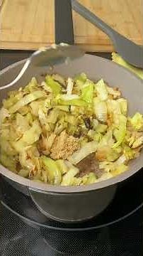 One portion haulski 🥬 #cookingforone #recipe #cabbage