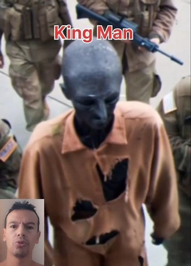 The alien prisoner being guarded by the US military #trending