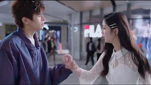 186K views · 6.3K reactions | Xu Kai took Cheng Xiao to buy shoes, but unexpectedly met a scheming girl 许凯带程潇买鞋，不料却遇到心机女 | 一起追剧吧 | Facebook