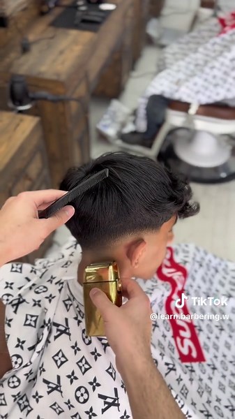 High fade vs. low fade – which one?#fyp #barberlove #barber