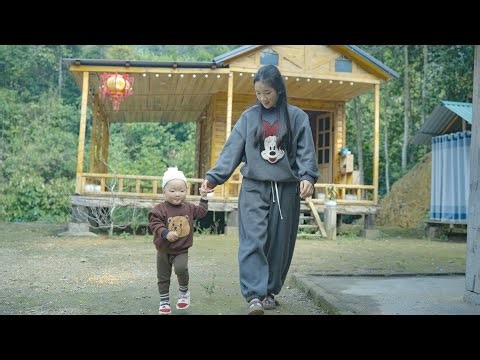 Ly Thi Binh: So happy to see everyone again - At home with my child