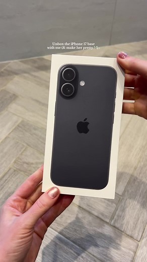 iPhone 17 Unboxing Experience: Making It Stunning