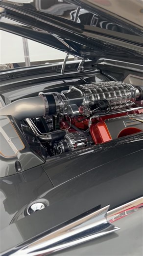 A quick look at the @stevecookcreations built Bespoke 1959 Impala. It’s no surprise this rolling work of art was crowned the Slonaker Award winner! #impala #chevyimpala #chevroletimpala #59impala #1959impala #classicimpala #impalanation #classic #classiccars #classicchevy #classicchevrolet #stevecookcreations #goodguys24 #goodguysfortworth #slonakerwinner #slonakeraward #chevyhubmag | Hot Rods of the Midwest