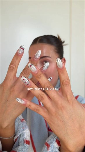 Weekend Vlog: Slick Backs & Getting Nails Done