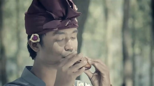 Bali World Music, Gus Teja, Hero