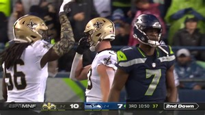 Demario Davis tracks down Geno Smith for 4-yard sack | Saints-Seahawks Highlights