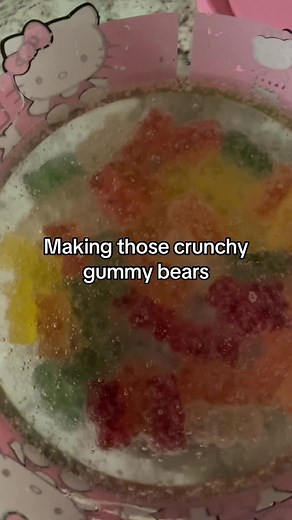 Frozen Gummy Bears Tutorial: Crunchy Snack in Sprite