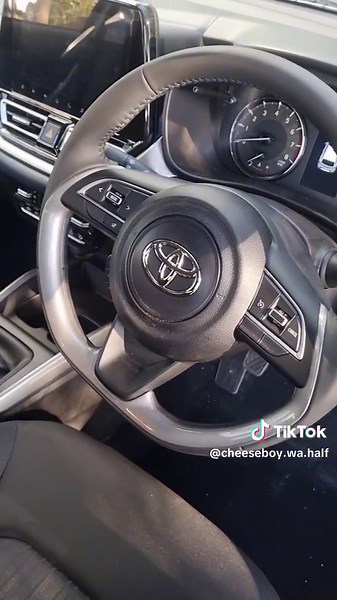 Toyota Starlet XR Interior Overview