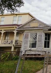 Restoring Galveston S01:E09 - Beach Bungalow Restoration