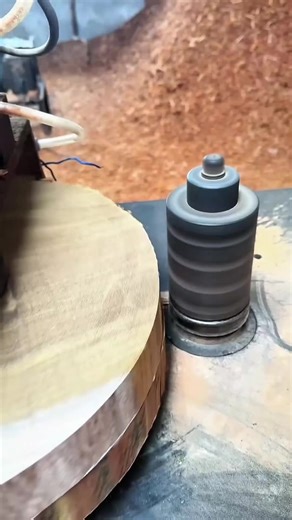 Automated Wood Sanding Process for Perfect Finishes