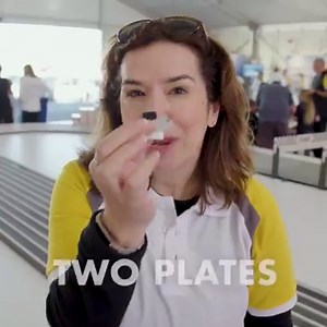 It's not just the #shellecomarathon cars on track in Sonoma! We also have cars powered by salt water! 💧 Get ready to race! 🏁 #makethefuture | Shell