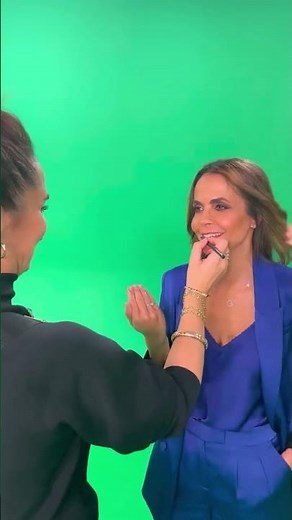 Cali Morales instagram 18 12 2025 part2