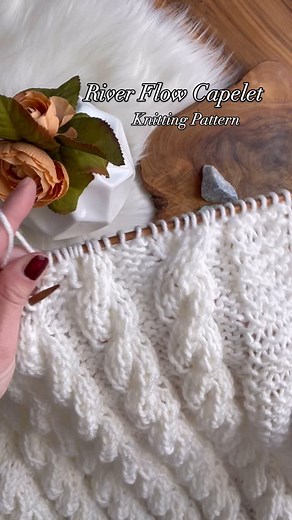 JANA • Rosehip Lane on Instagram: "River Flow Capelet knitting pattern linked in the comments section below ⬇️ #knitting_inspiration #knityourownfashion #cableknitting"