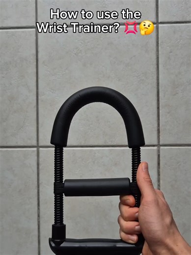 How to Effectively Use a Wrist Trainer for Strengthening