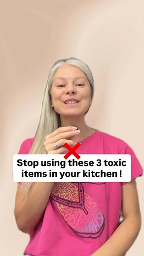 1️⃣ Instead of Aluminum Foil Use: ✅ Unbleached parchment paper (for baking or wrapping food) ✅ Glass or ceramic baking dishes (for oven roasting) ✅ Stainless steel storage containers or lids (instead of foil covers) 2️⃣ Instead of Plastic Cutting Boards Use: ✅ Wooden cutting boards (like maple, walnut, or beech) ✅ Bamboo boards ✅ Thick glass boards (for certain foods like fruit or bread, not ideal for knives) 3️⃣ Instead of Non-Stick Pans Use: ✅ Stainless steel pans ✅ Cast iron pans (pre-seasone
