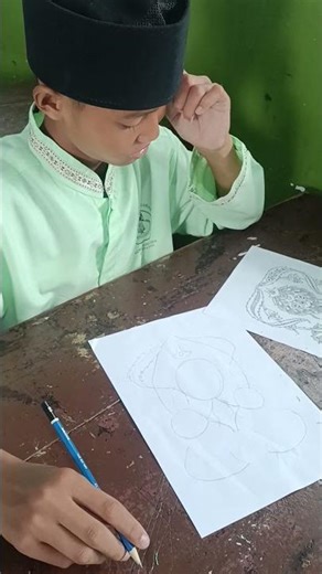 Belajar meniru gambar hiasan kaligrafi