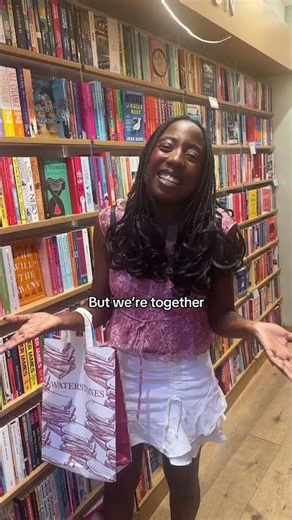 Your sign to go book shopping with your bestie📚💕#bookshopping #booktube #bookish #booklover #books