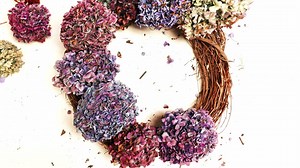 70K views · 339 shares | Create a gorgeous DIY hydrangea wreath using...
