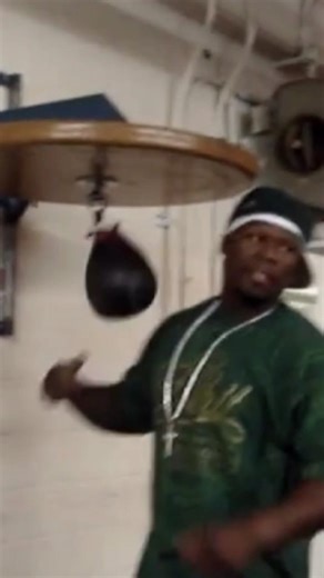 50 Cent THROWBACK hitting the Speed Bag 🥊 #50cent #speedbag #boxing #throwback