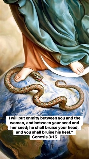 A woman clothed with the sun, with the moon under her feet, and on her head a crown of twelve stars ( Revelation 12:1 ) | My Mother Mary