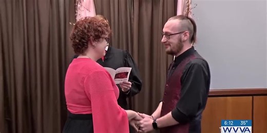 Couples tie the knot at the Mercer County Courthouse Annex