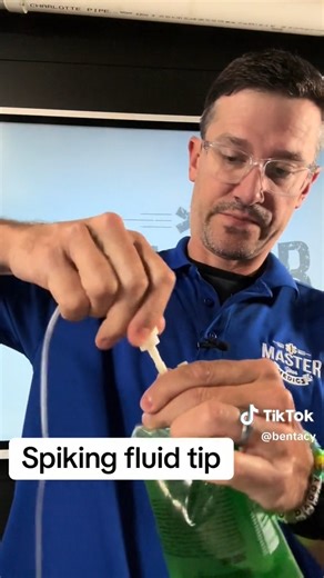 🤩 Tip and trick on spiking fluid bags! #ems #fyp #paramedic #paramedicsoftiktok #medic #emslife #firemedic #emtsoftiktok #firefighterlife #paramedico #paramediclife #edutok #emt #emtsoftiktok | Master Your Medics