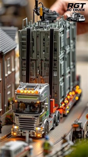 RC Scania Extreme Load | Precision Over Height#RCScania#RCTruck#MiniatureWorld