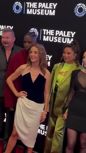 104K views · 4.4K reactions | Bonjour, besties!  The cast of #EmilyinParis made a grand appearance at the ‘Emily in Paris: The Magic Behind the Scenes’ event in New York City! ✨ | Seventeen | Facebook