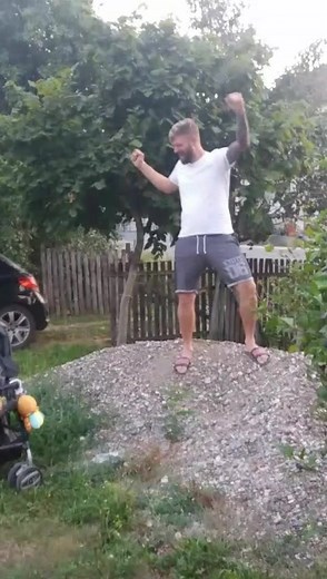 Hajde mala da pravimo lom 😎 @lexy.maca.88 😍 #fyp #foryou #foryoupage #ludipostar #lexymaca #viral #balkan #serbia #xyzbca #couple #cakanic #trending #balkantiktok #sabansaulic #funny #comedi