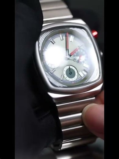 PINTIME Watch 1520 Vintage Elegance with Unique Character