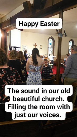 The sound of Amazing Grace sung acapella this morning at Rushville Christian Church | Andrew Johnson