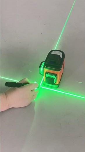 How to check laser level vertical alignment with plumb bob #dovoh #laserlevel #accuracy #renovation