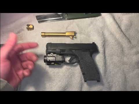 Hellcat Pro Threaded vs Non-Threaded Barrel Comparison