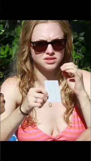 Amanda Seyfried In A Bikini 1