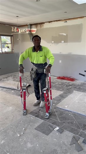 Now that’s how you cut cornice #drywall #diy #tutorial #stepbystep #renovation #tipsandtricks #homeowner #houseflipping #oldbuilds #handyman #builders | UNIC Plaster