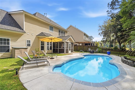 5272 Mulholland Dr, Summerville, SC 29485 - MLS 26010070 - Coldwell Banker