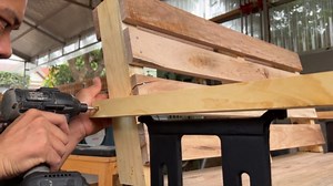 Upcycle Pallets & Sewing Machine Bases into a Gorgeous Sofa Set: Creative Recycled Furniture