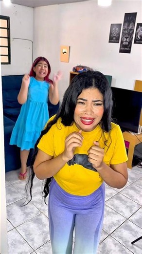 O que elas viram? 😱 #shorts #funny