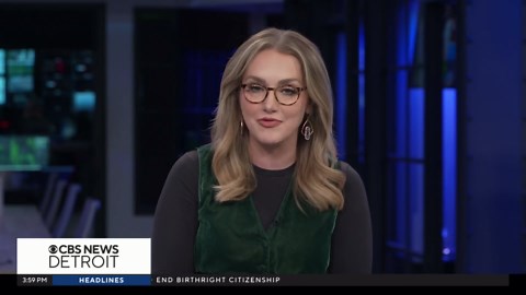 Michigan basketball player taken into ambulance, evaluated for allergic reaction