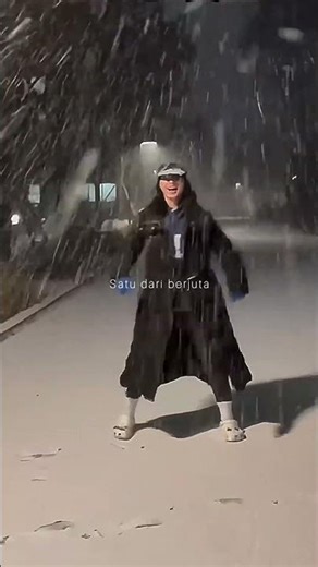 Kepengen romantis, dibilang Rokok makan gratis, kau bilang ku Romantis | Lyrics | Model #shortsfeed