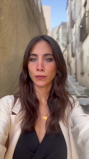 FREE HOUSE IN SICILY To celebrate the launch of our page, we’re giving away a FREE house in Sicily! Yes, you heard that right, completely FREE, no fine print. You only need to cover the administrative transfer fees and applicable taxes. The house is located in Salemi, Trapani province, the hometown of @visit__sicily. If you’re interested, send a DM to @propitaly with the word “for Free” ! 🏡🇮🇹 #FreeHouse #SalemiGiveaway #Propitaly