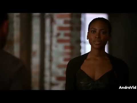 Woman breaks man’s neck with her legs ( Headscissors kill)