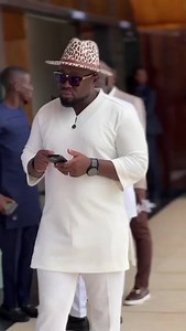 The easiest way to speak Chinese "Her shoes shall shine well” Now read that backwards. | Giovani Caleb