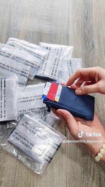 Stylish Men's Card Holders for Every Occasion