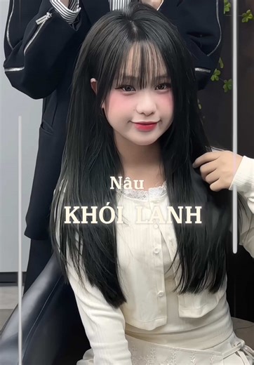 Thợ tóc cũng bị ảnh hưởng từ câu chuyện tình cảm nào đó trên mạng 🥲 #xuhuong #hot_trend #hairsalon #nhuomtoc #lamtocdep #salondep #chamsoctoc #mautocdep