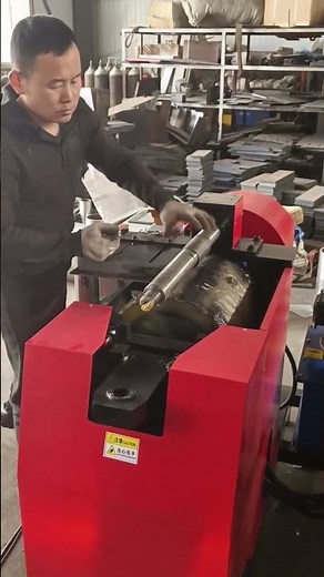 How to use a fully automatic two-roll rolling machine...