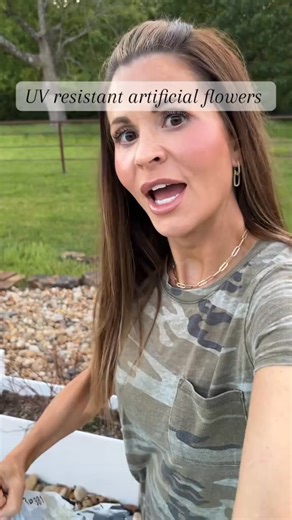 🔥 Bestselling outdoor artificial silk flowers! 🌸 This 14-pack set comes in 5 bright colors—your top pick for easy outdoor styling. Perfect for planters, porches, patios, or any spot you want to spruce up! ✨ UV-resistant☀️, no watering💧, no wilting🥀, no hassle at all🙅‍♀️ Just unbox, arrange, and instantly give your outdoor space a cozy, polished vibe🥰. 🔥 Join thousands of happy customers who’ve upgraded their homes with our bestselling UV-resistant artificial flowers! 🌿 🛒 Add to cart & c