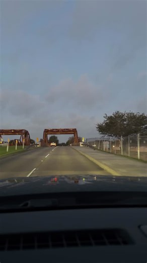 Molly Maung on Instagram: "Come with me to H-E-B to pick up stuff to make New Year’s lunch for my family. @heb #NewYear #BlackEyedPeas #SmotheredCabbage #CollardGreens #HEB ￼"